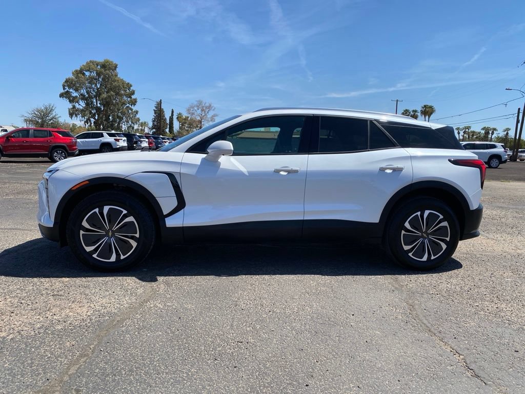 Used 2024 Chevrolet Blazer EV LT AWD/4WD image 3