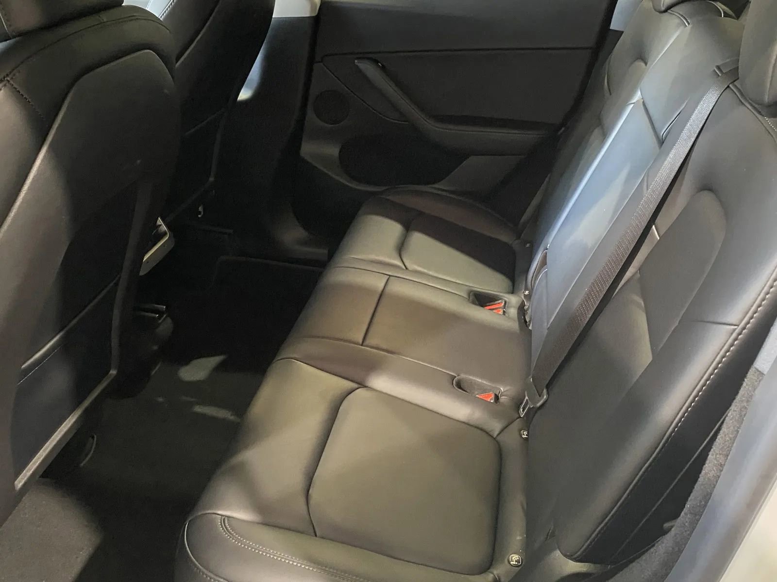 Used 2023 Tesla Model Y 2WD image 9