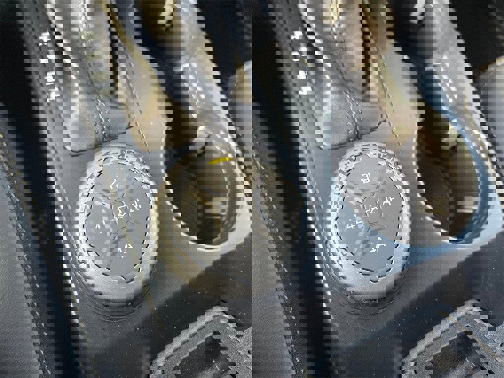 New 2025 Ford Bronco Badlands image 17