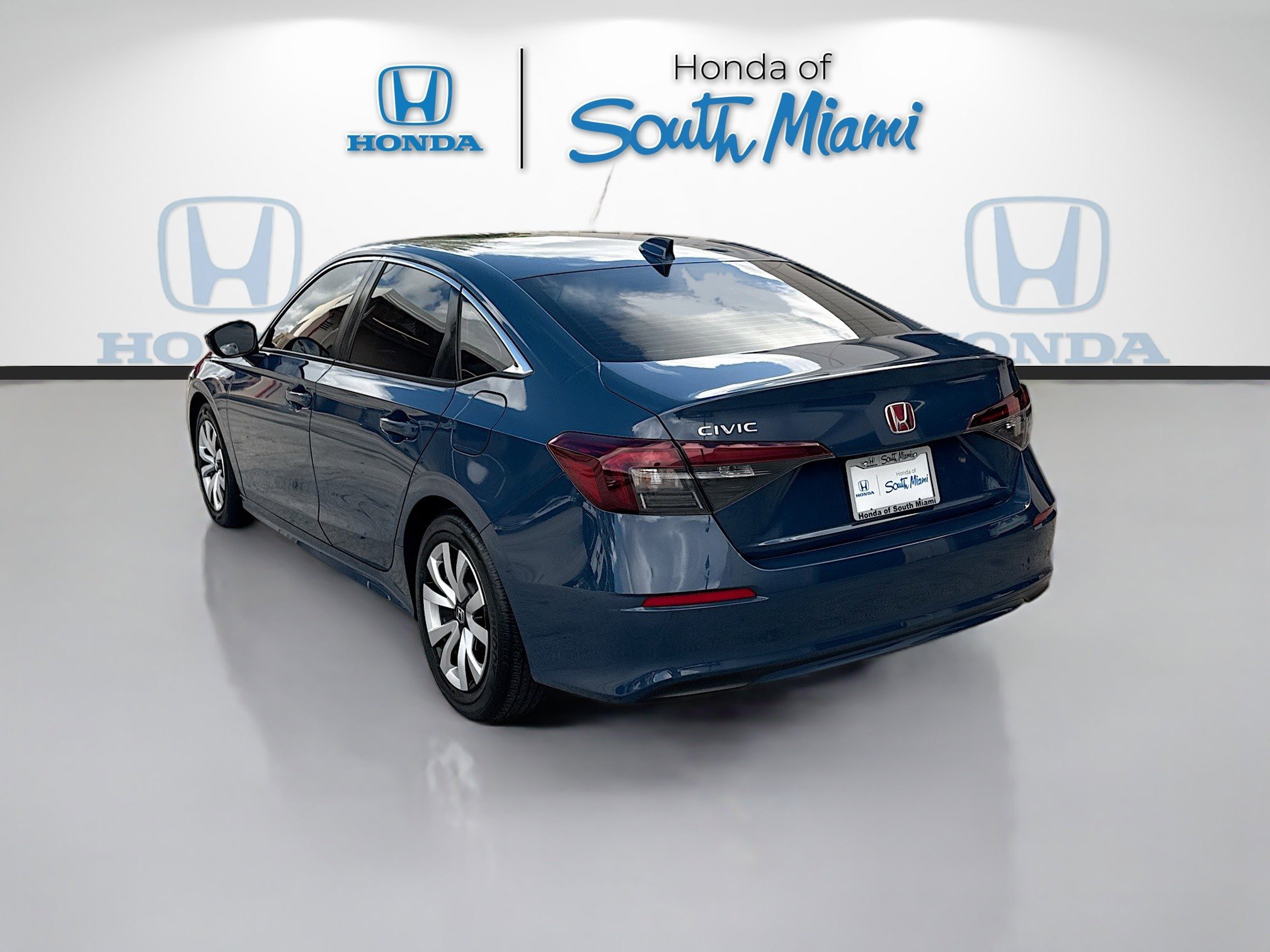 Certified 2025 Honda Civic LX image 5