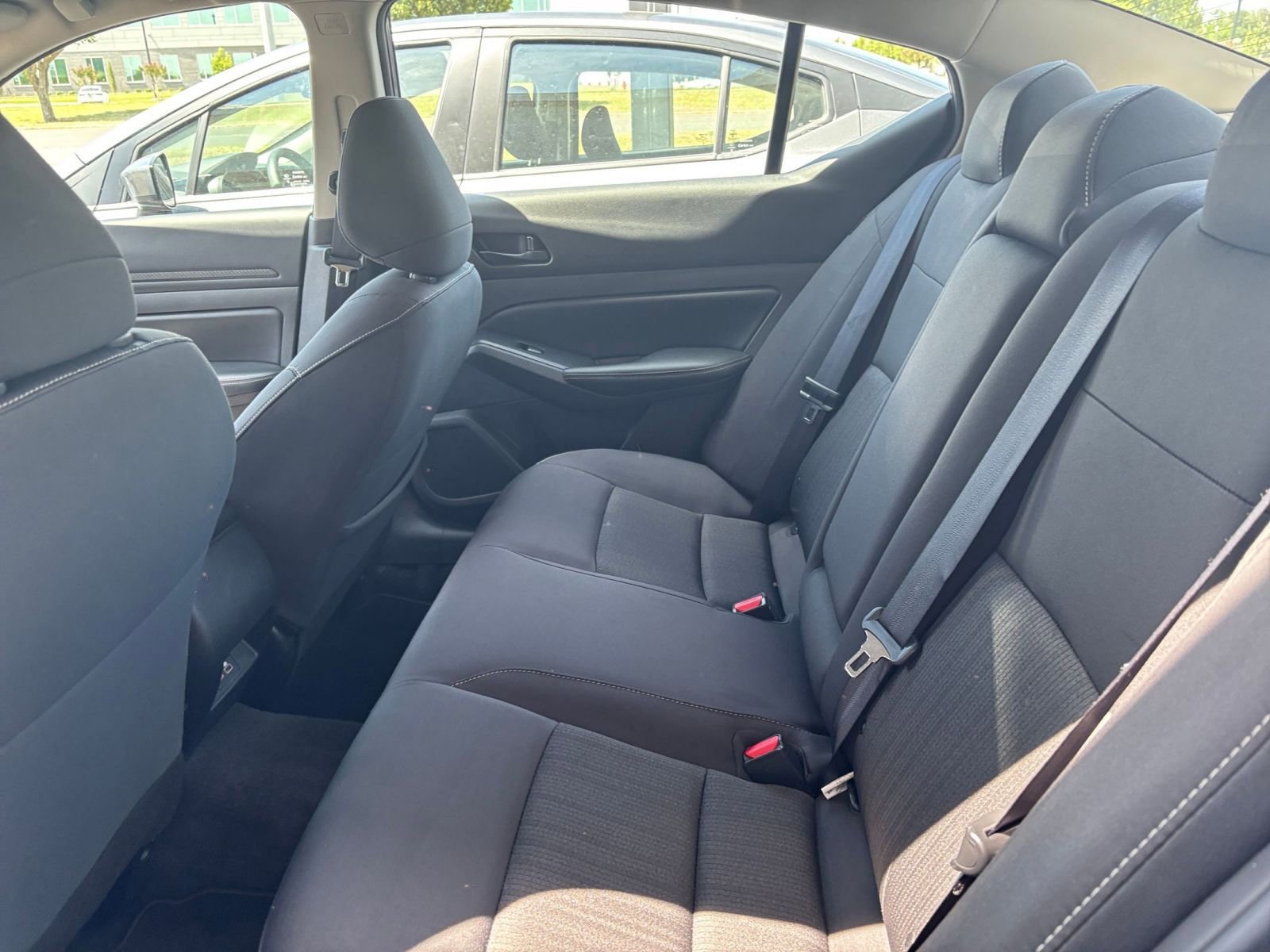 Used 2025 Nissan Altima 2.5 SV FWD image 25