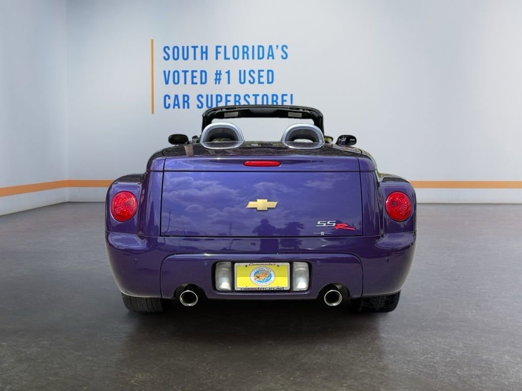 Used 2004 Chevrolet SSR w/ Preferred Equipment Group RWD image 5