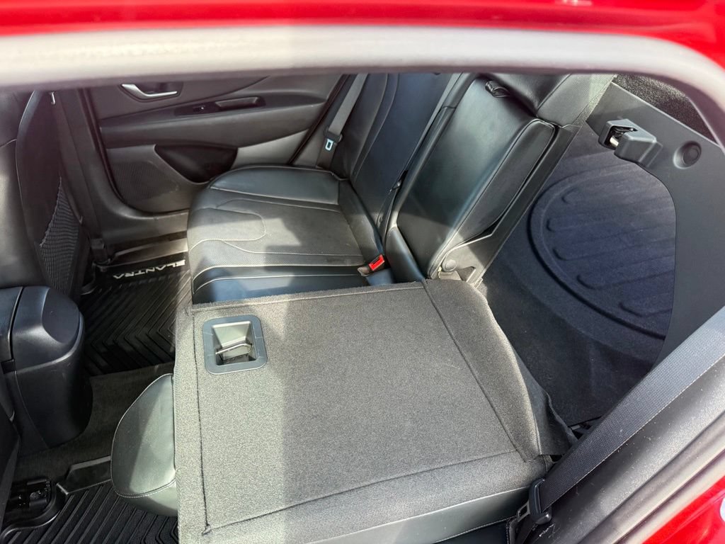 Used 2023 Hyundai Elantra Limited FWD image 43