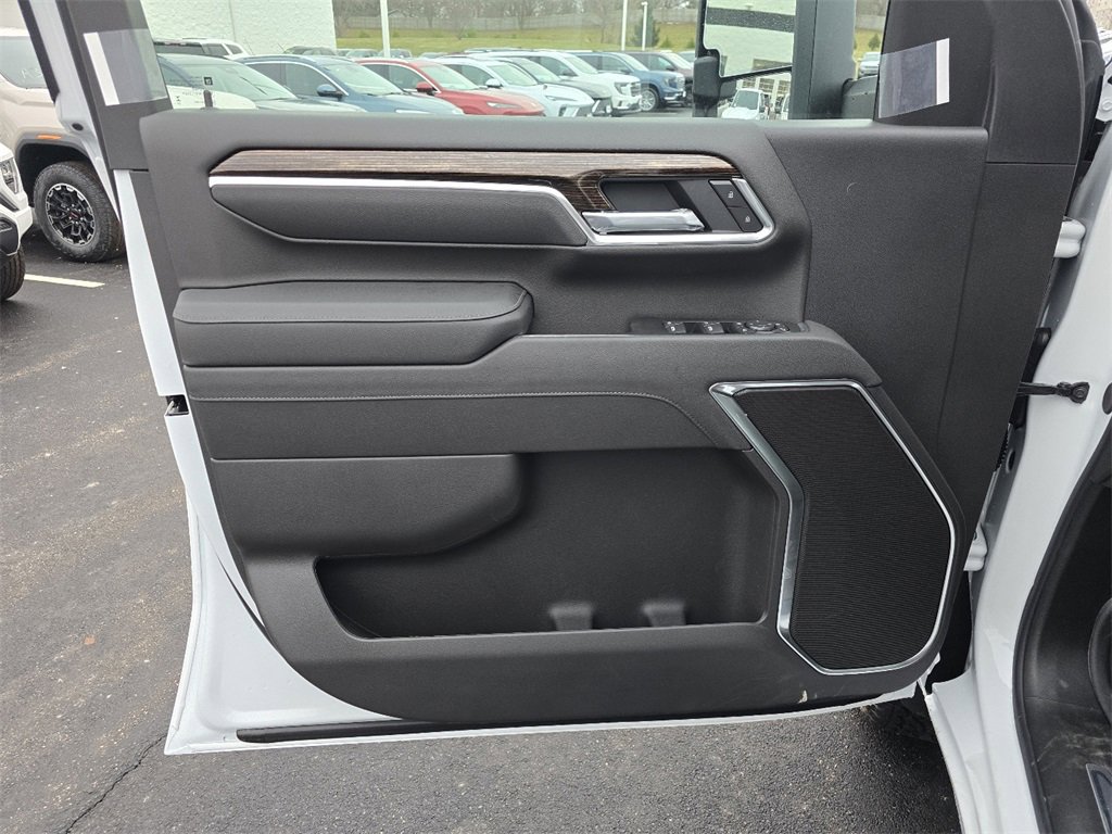 New 2026 GMC Sierra 3500 SLE image 11