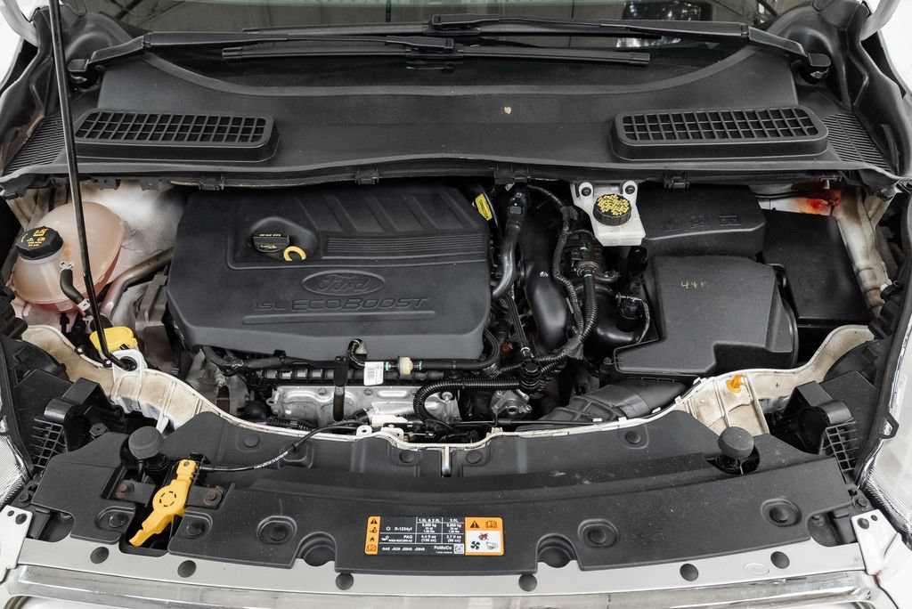 Used 2017 Ford Escape SE FWD image 3