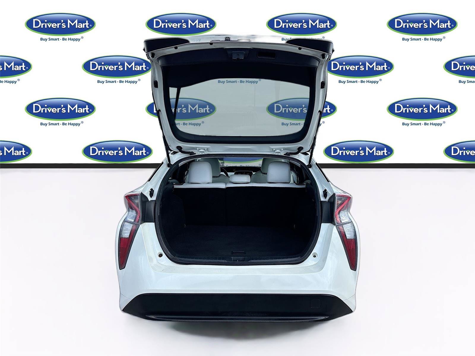 Used 2016 Toyota Prius Two FWD image 23