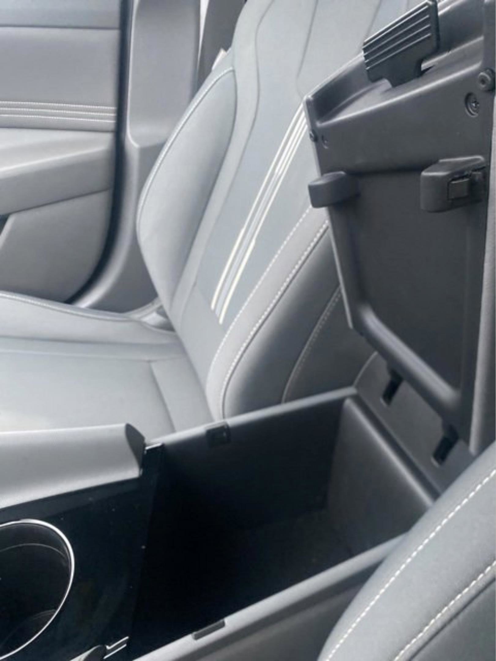 Used 2023 Hyundai Elantra SEL w/ Convenience Package image 28