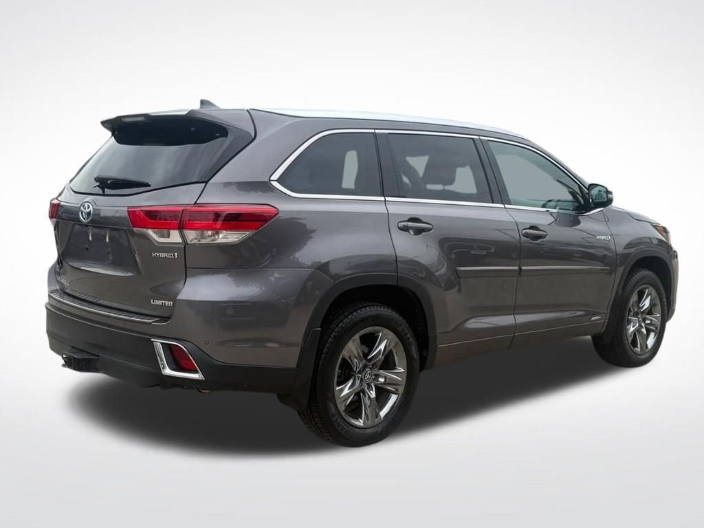 Used 2019 Toyota Highlander Limited Platinum AWD/4WD image 3