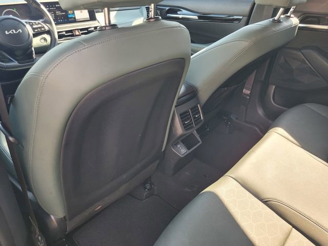 Used 2024 Kia Seltos SX image 12