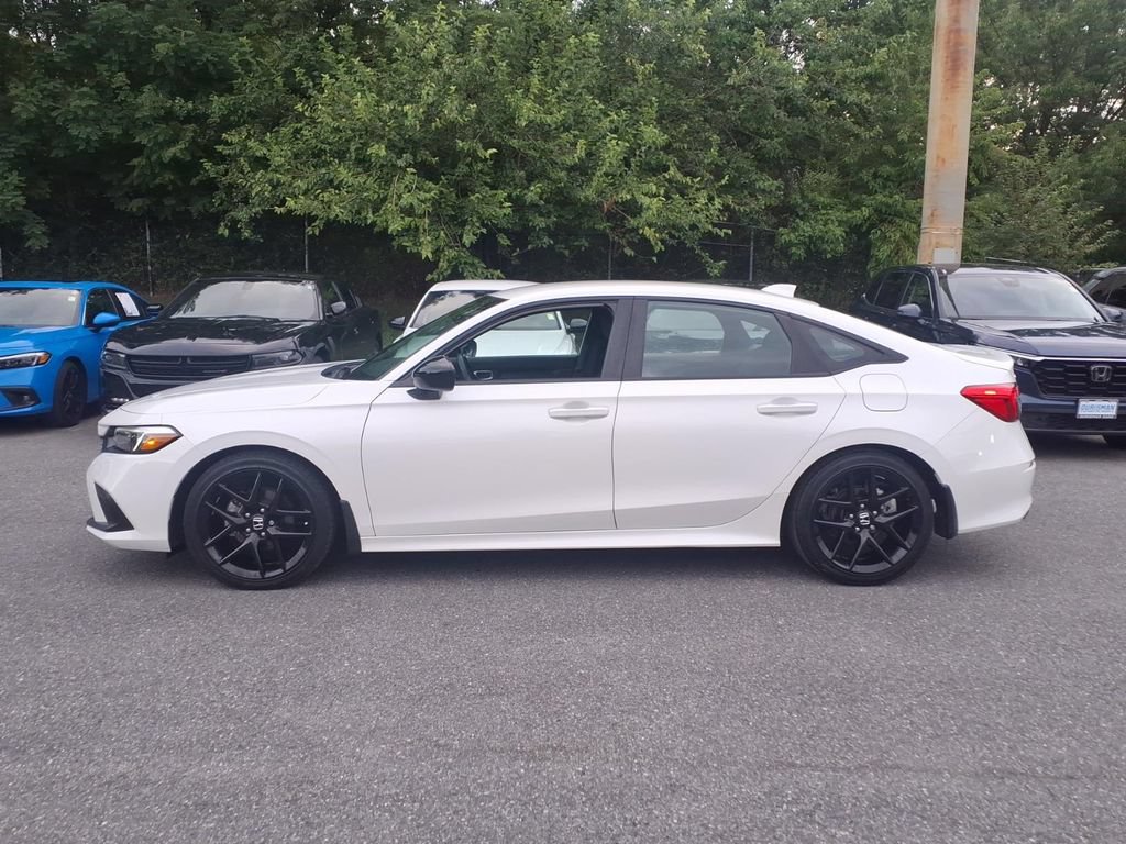Used 2023 Honda Civic Sport image 6