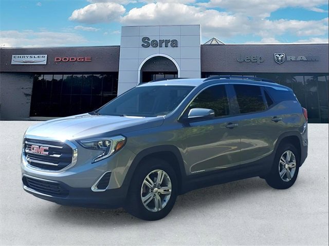 Used 2020 GMC Terrain SLE w/ Driver Convenience Package image 3