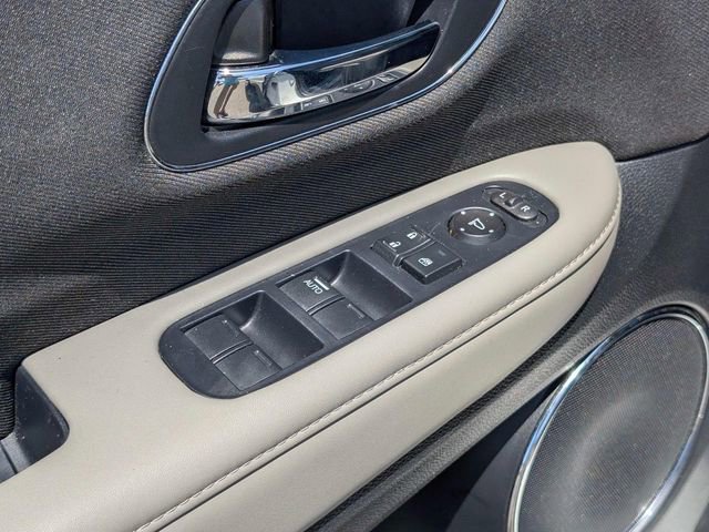 Used 2020 Honda HR-V EX image 14