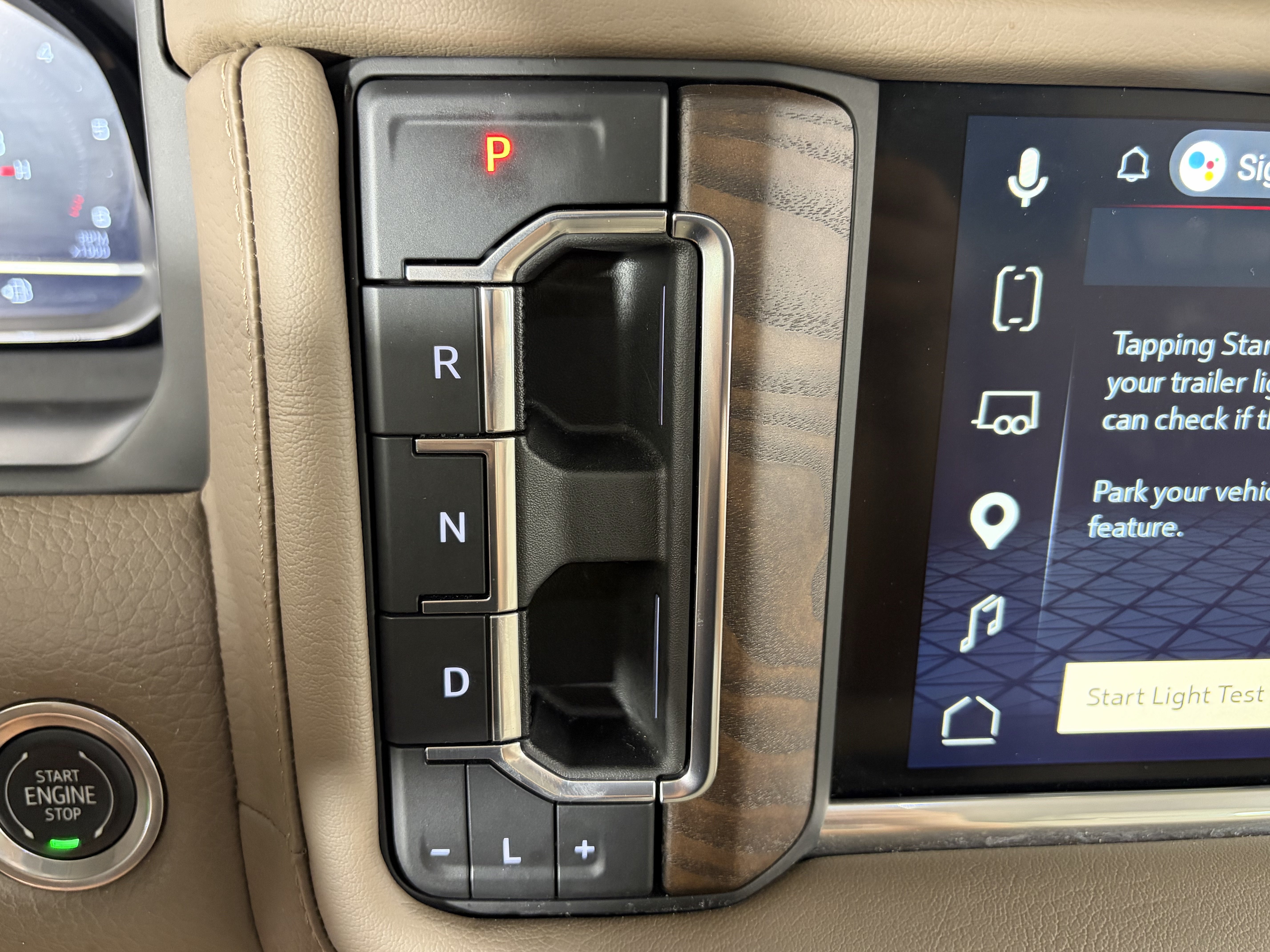 Used 2023 GMC Yukon Denali AWD/4WD image 30