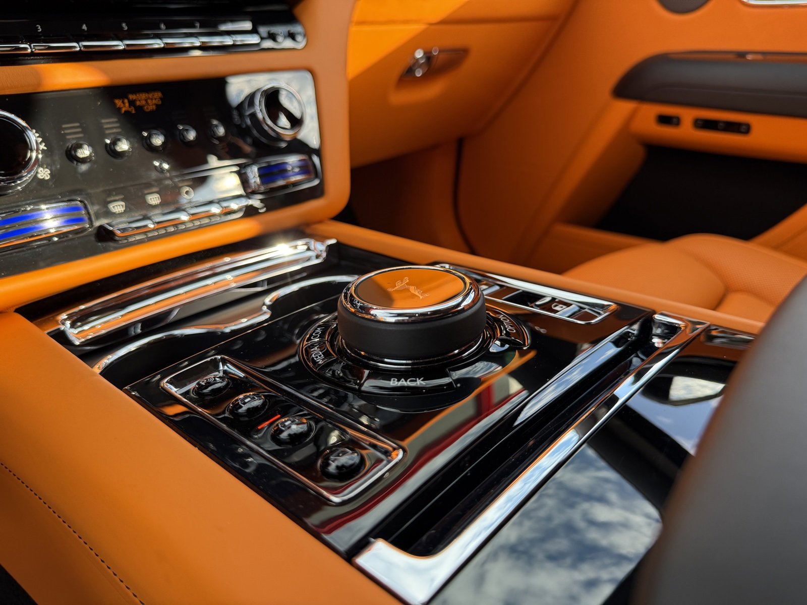 Used 2023 Rolls-Royce Ghost image 25