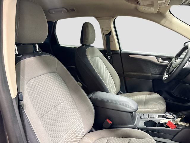 Used 2020 Ford Escape SE FWD image 21