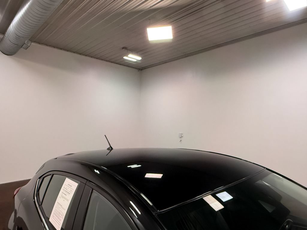 Used 2018 MAZDA MAZDA3 Touring FWD image 44