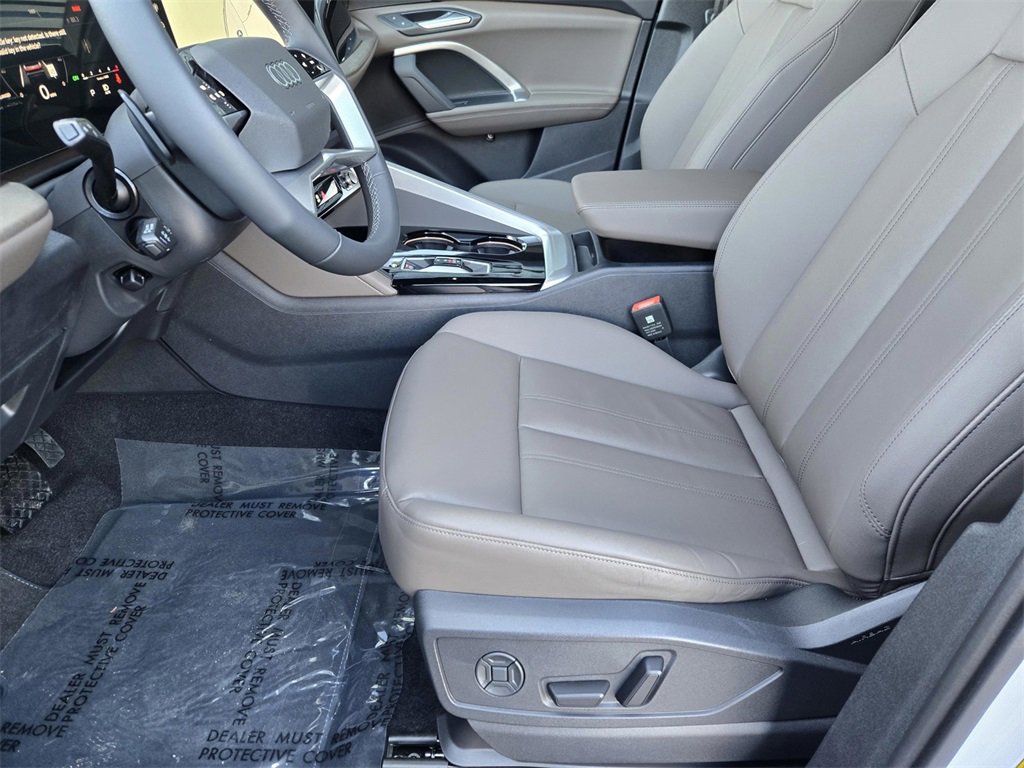 New 2025 Audi Q5 Premium image 25