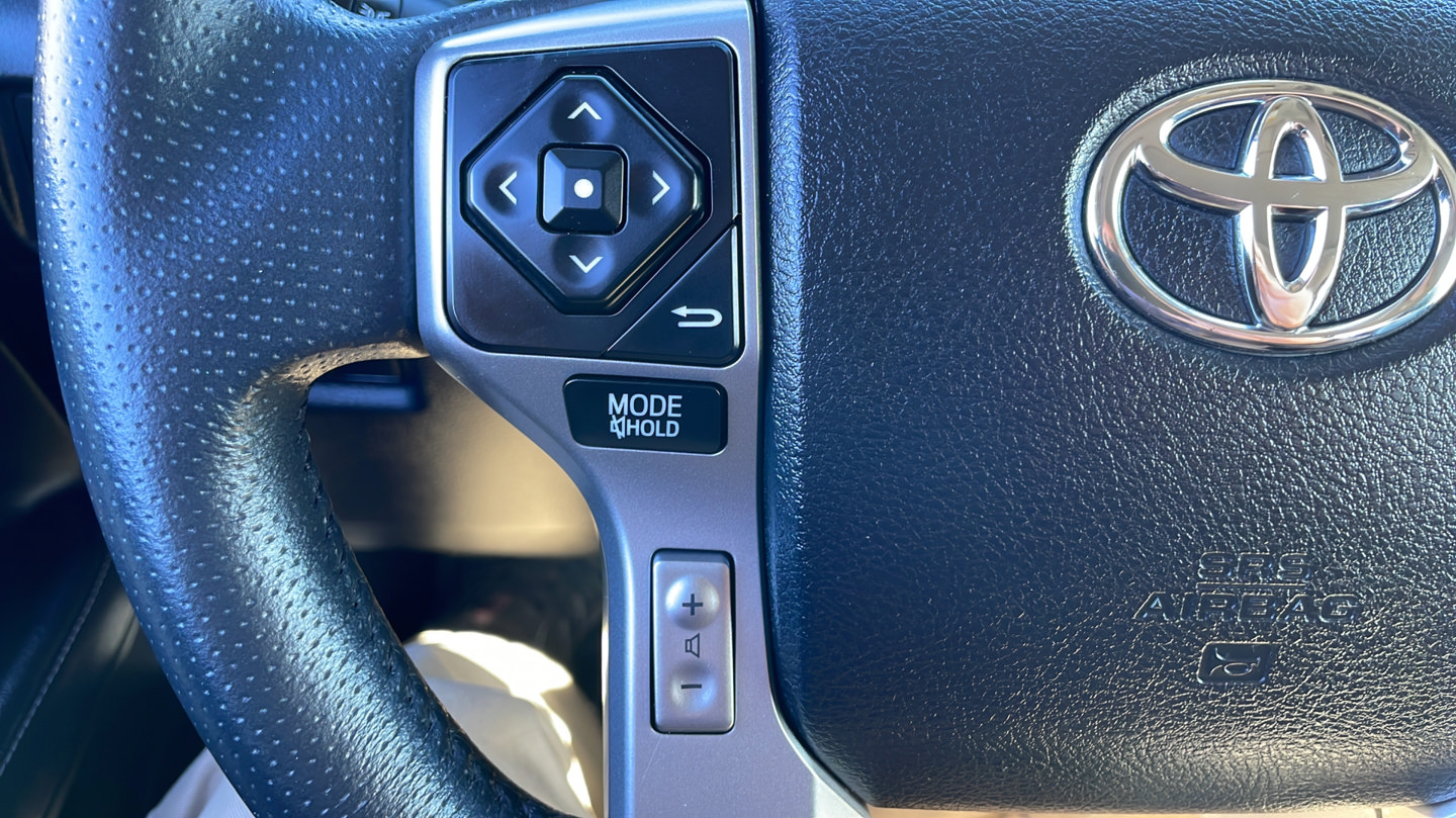 Certified 2018 Toyota 4Runner SR5 Premium AWD/4WD image 29