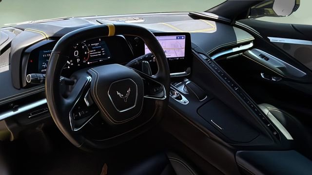 Used 2023 Chevrolet Corvette Stingray Premium Cpe w/ Z51 Performance Package image 11