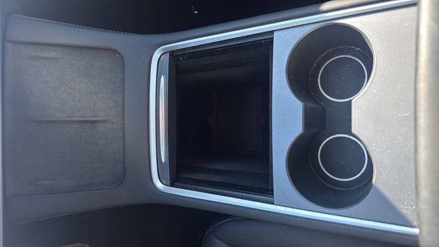 Used 2023 Tesla Model 3 Standard Range image 8