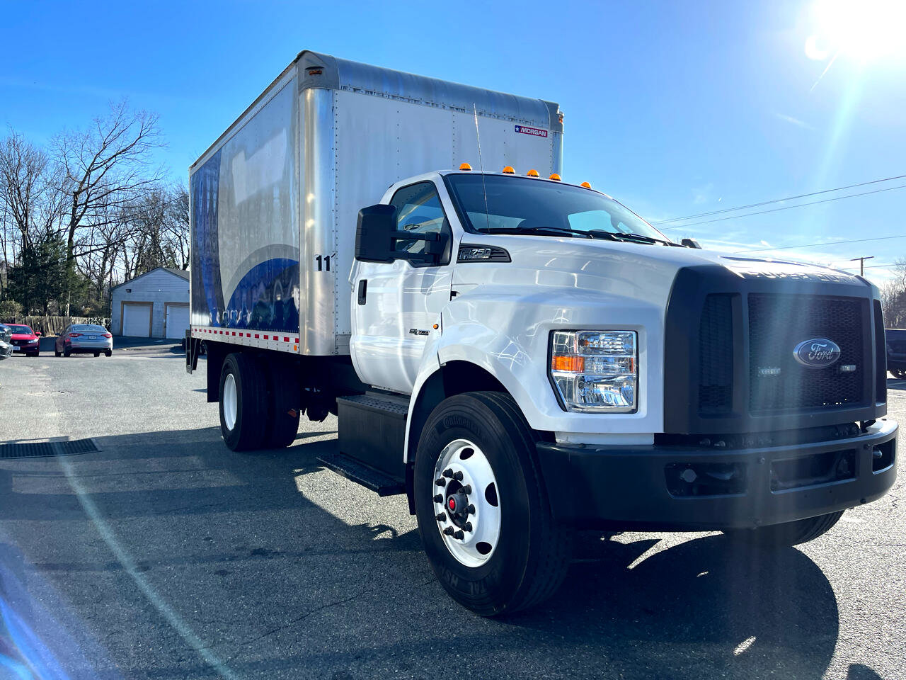 Used 2018 Ford F750 2WD Regular Cab Super Duty image 3