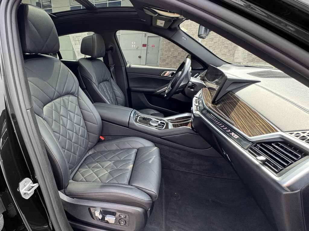 Used 2024 BMW X6 xDrive40i w/ Premium Package AWD/4WD image 40