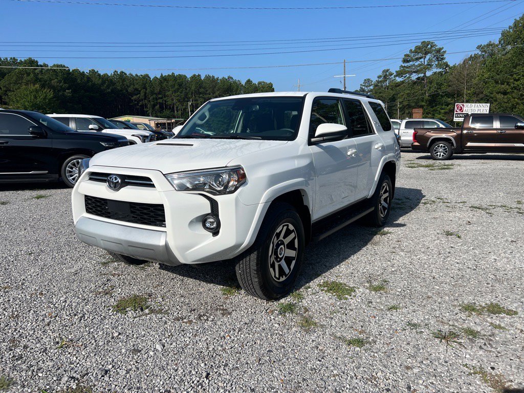 Used 2024 Toyota 4Runner TRD Off-Road image 3