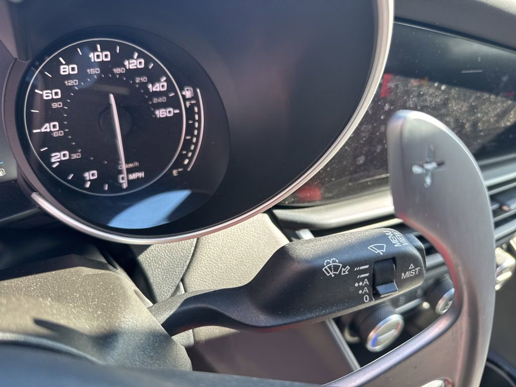 Used 2023 Alfa Romeo Giulia Veloce image 39