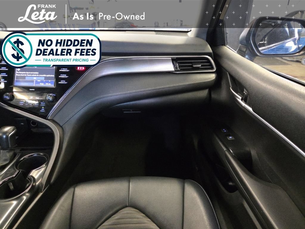 Used 2020 Toyota Camry SE FWD image 18