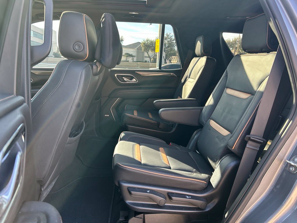 Used 2021 GMC Yukon AT4 w/ Rear Media and Nav Package AWD/4WD image 16