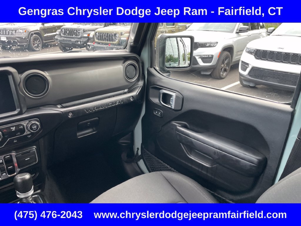 Certified 2023 Jeep Wrangler Unlimited w/ Sun & Screen Package AWD/4WD image 60