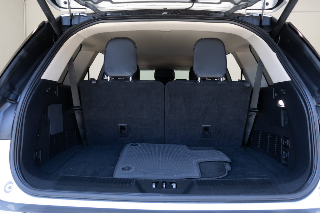 Used 2023 Lincoln Aviator AWD image 15