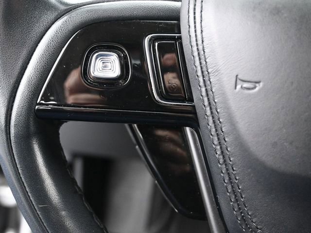 Used 2022 Lincoln Aviator Reserve w/ Equipment Group 201A image 15