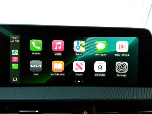 Used 2023 Kia EV6 GT-Line w/ GT-Line Suede Seat Package image 11