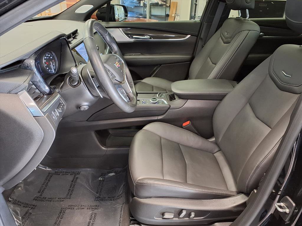 Certified 2023 Cadillac XT5 Sportv w/ Technology Package image 21
