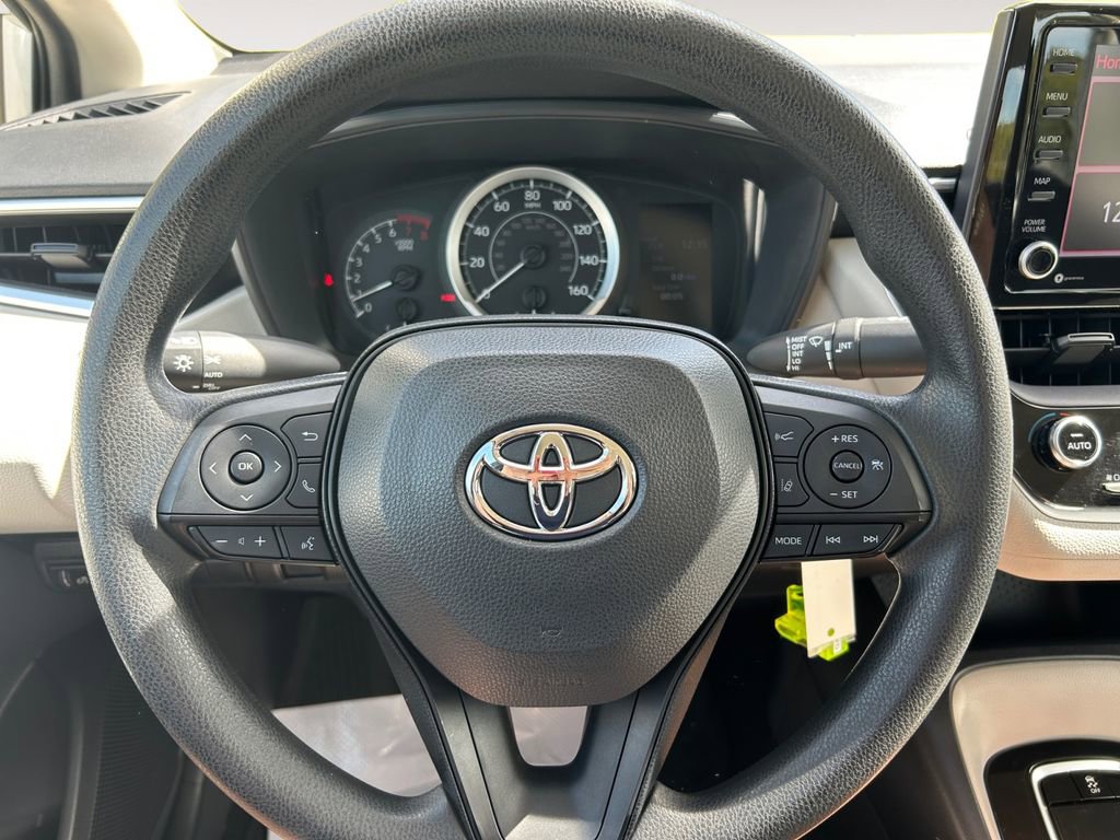 Used 2022 Toyota Corolla LE image 14