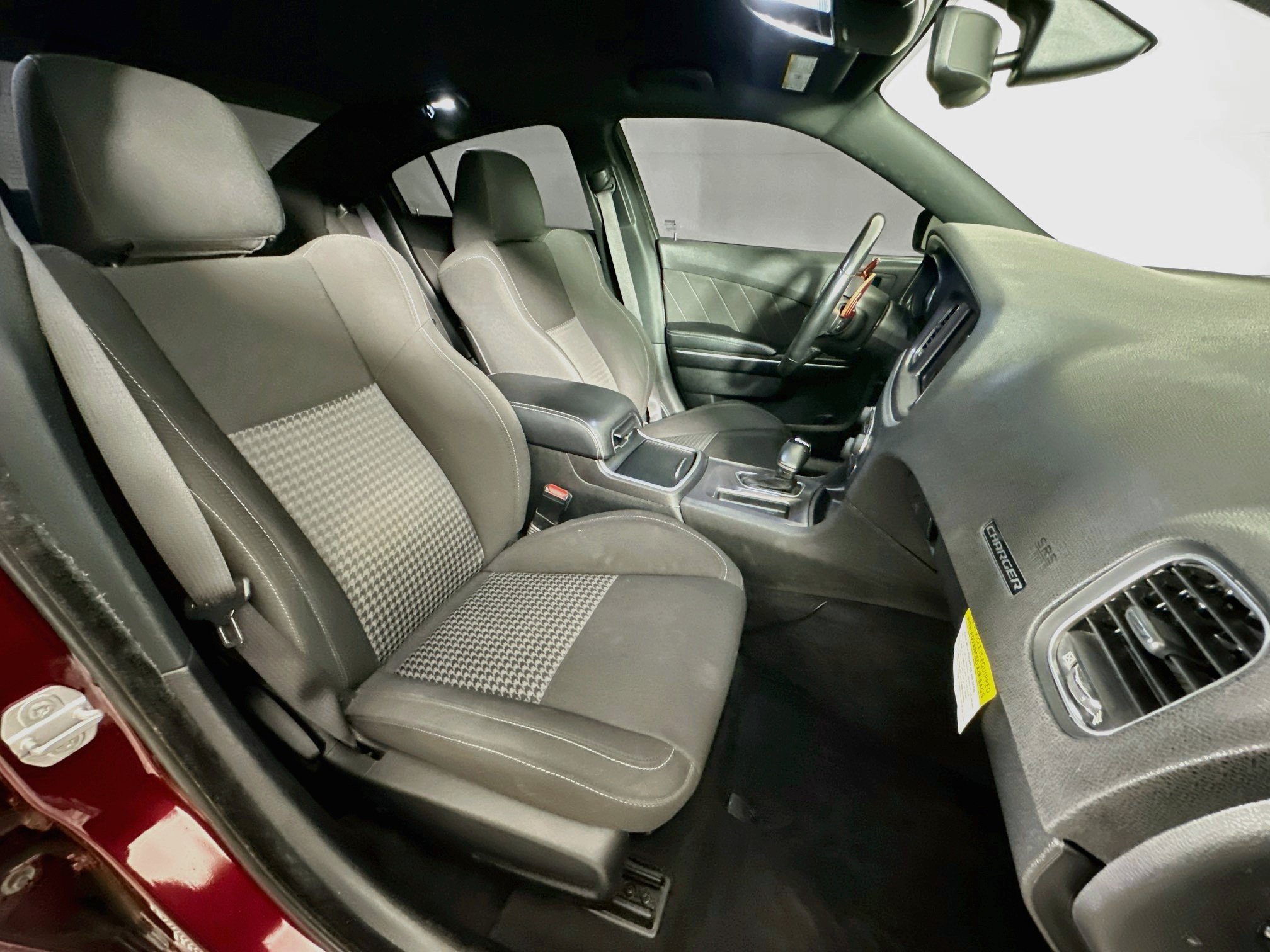 Used 2020 Dodge Charger R/T RWD image 28