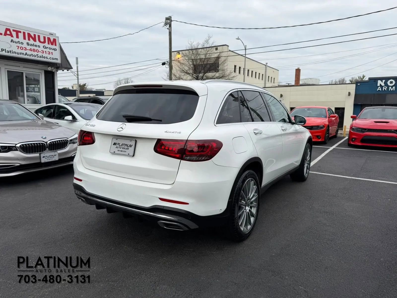 Used 2021 Mercedes-Benz GLC 300 4MATIC image 5