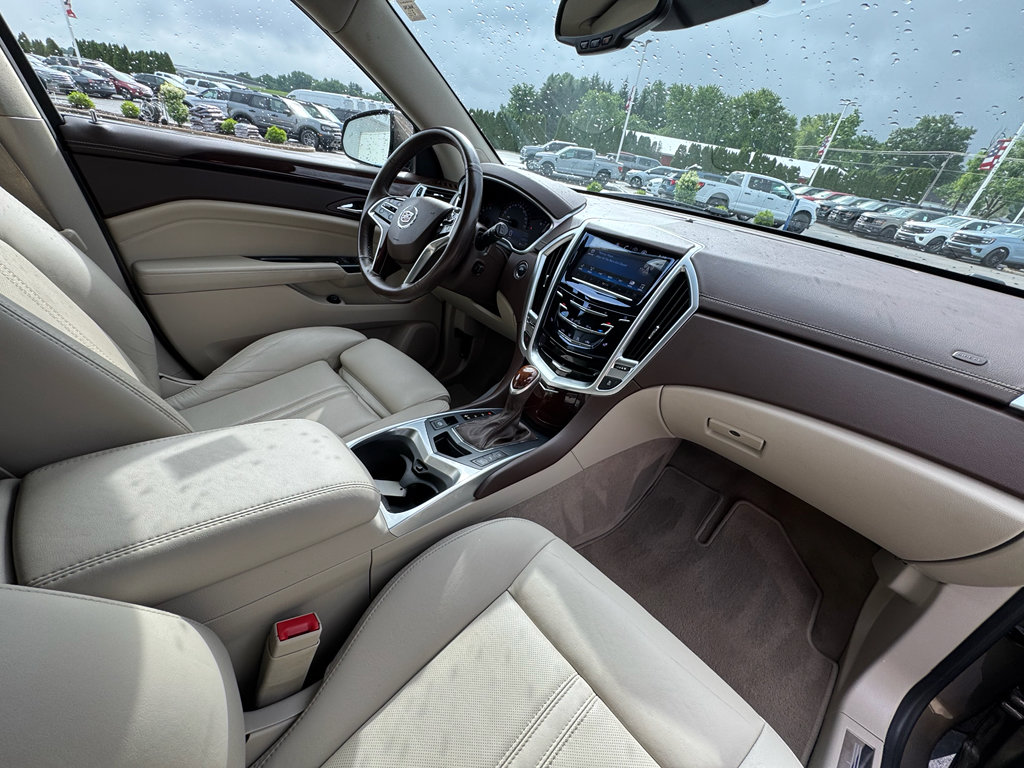 Used 2015 Cadillac SRX Luxury w/ Driver Awareness Package FWD image 10