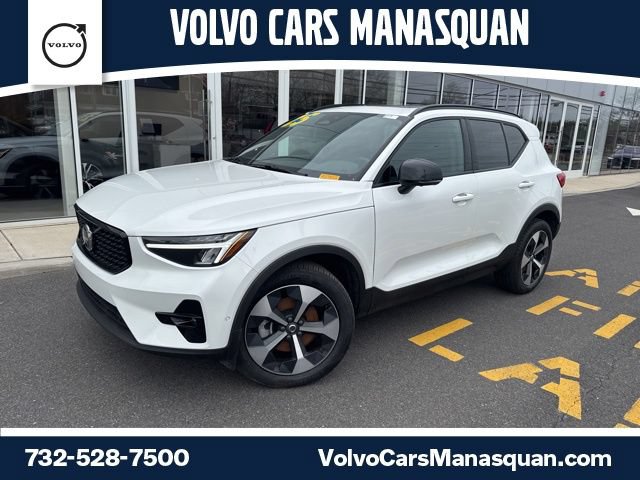 Certified 2025 Volvo XC40 B5 Plus