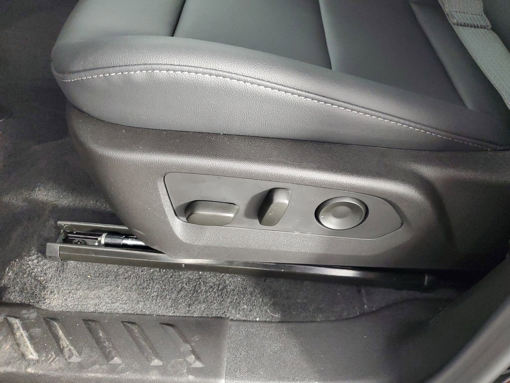 New 2026 Chevrolet Colorado LT w/ LT Convenience Package RWD image 28