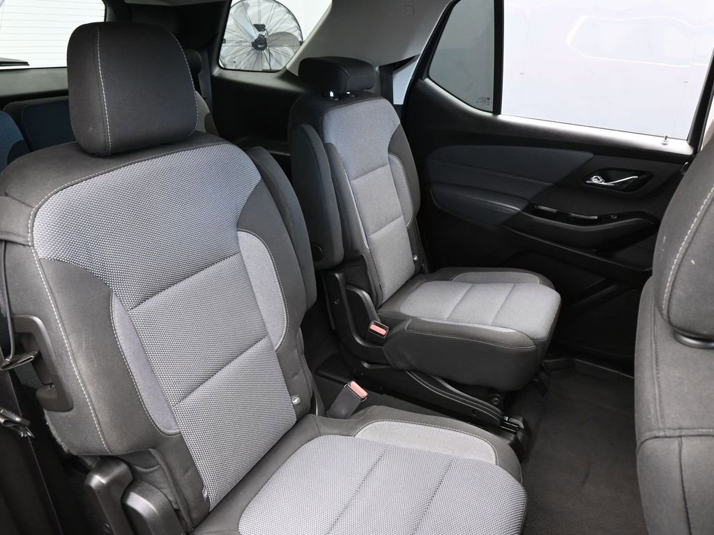 Used 2018 Chevrolet Traverse LT image 43