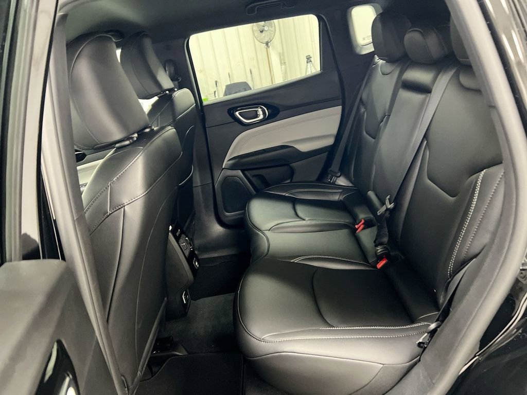 New 2026 Jeep Compass Limited image 22