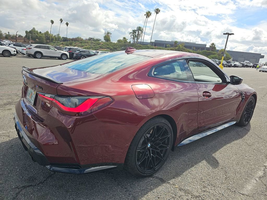 Used 2022 BMW M4 Competition w/ Executive Package RWD image 3