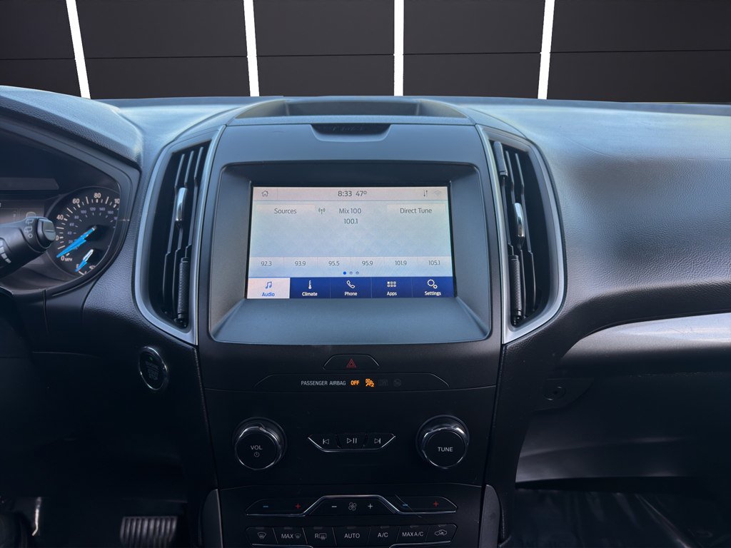 Used 2020 Ford Edge SE FWD image 18