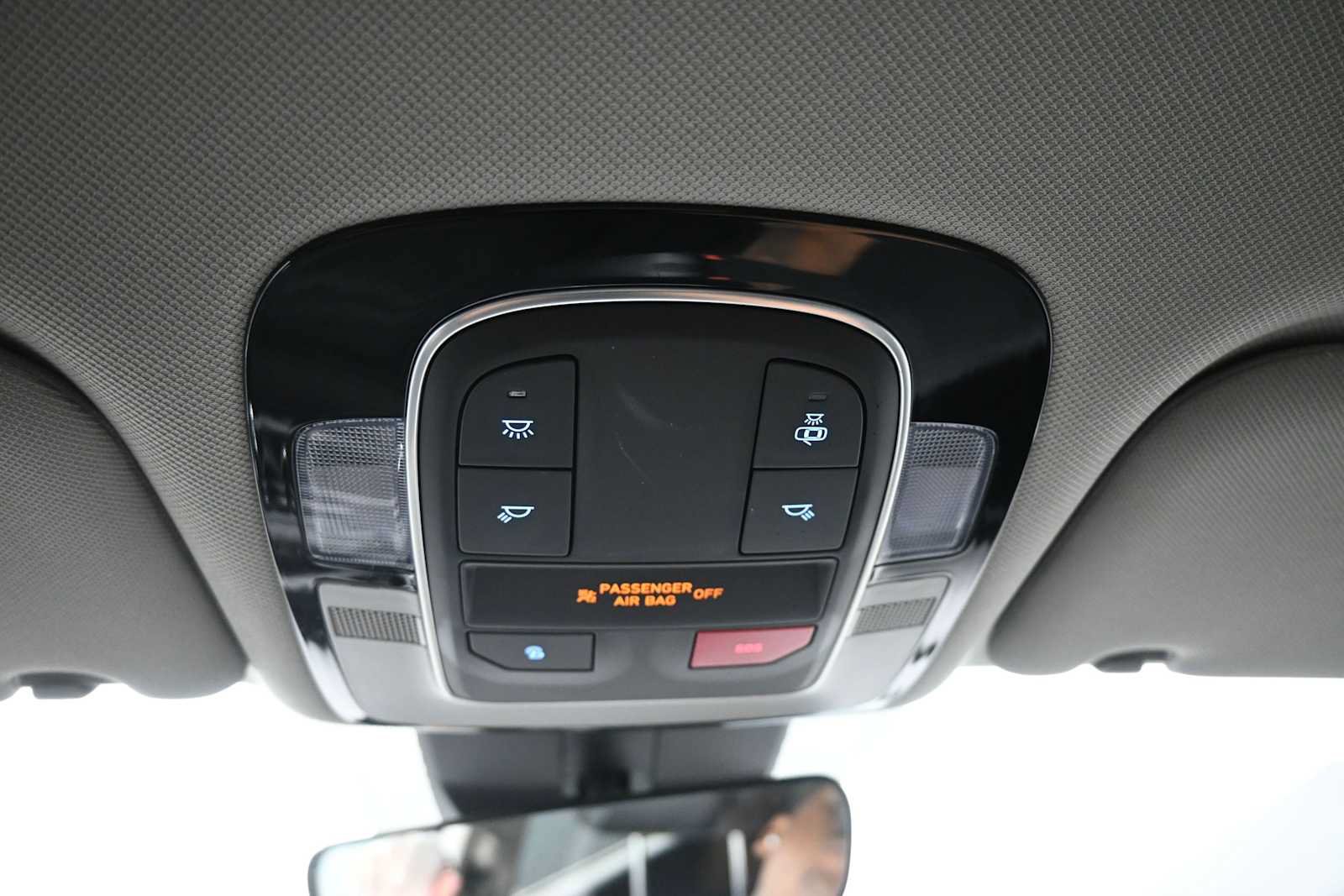 Used 2023 Hyundai Santa Fe SEL w/ Cargo Package AWD/4WD image 17
