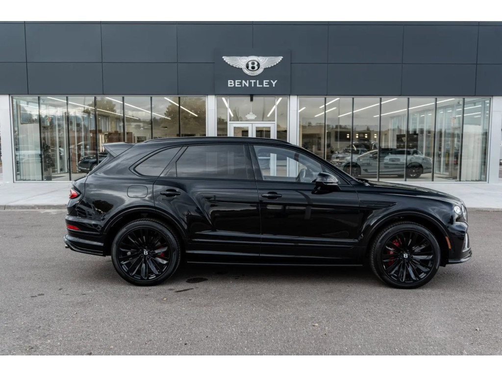 Used 2023 Bentley Bentayga Speed image 14