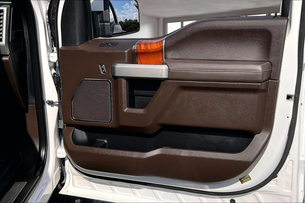 Used 2019 Ford F150 King Ranch w/ Equipment Group 601A Luxury AWD/4WD image 27