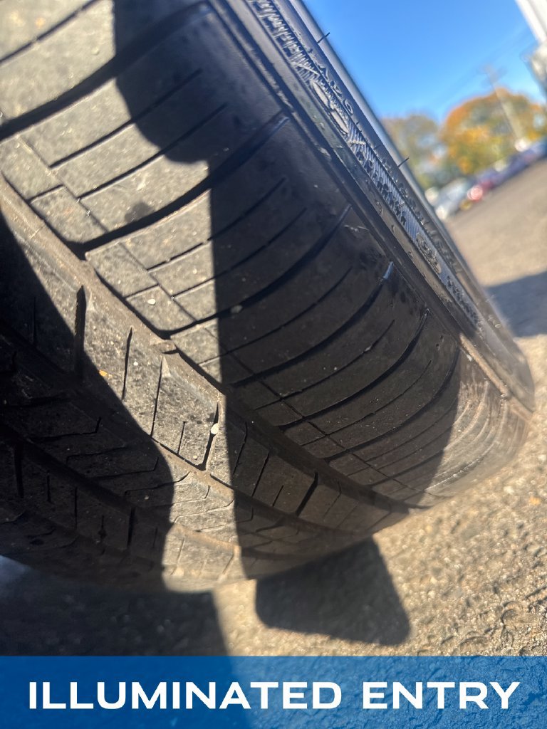 Used 2013 Ford Fusion SE FWD image 29