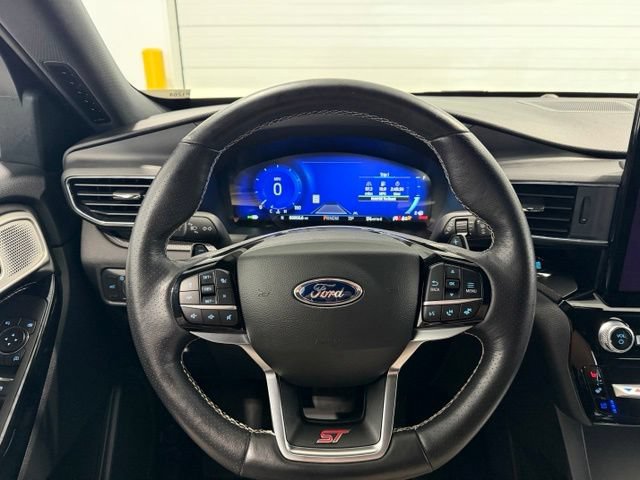 Used 2022 Ford Explorer ST w/ Equipment Group 401A AWD/4WD image 14